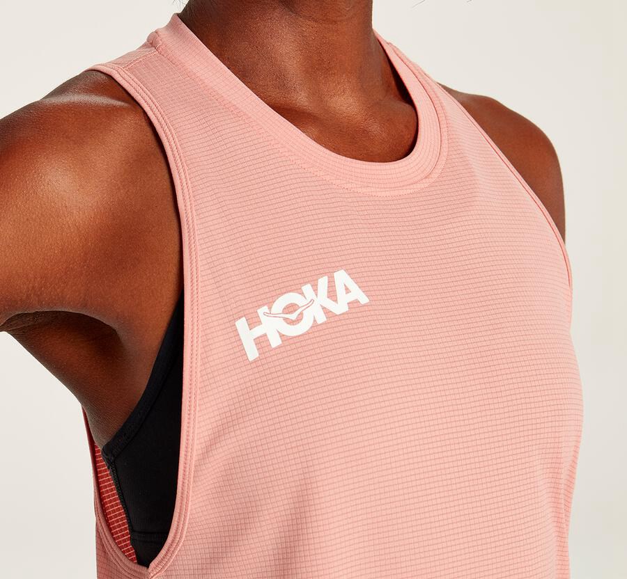 Top Hoka One One Feminino Rosa - Performance Utility Tank - 083-UZLFPN